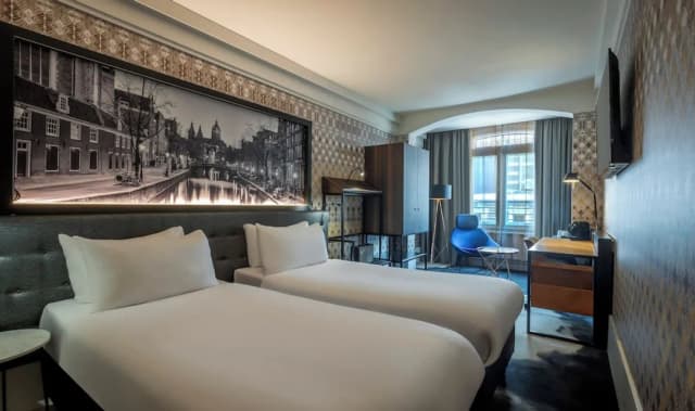 클레이턴 호텔 암스테르담 아메리칸-디럭스 트윈룸-1