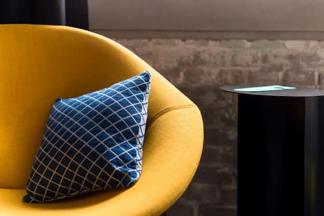 The Social Hub Amsterdam West 4-Executive Double Room (Executive King Room)-4