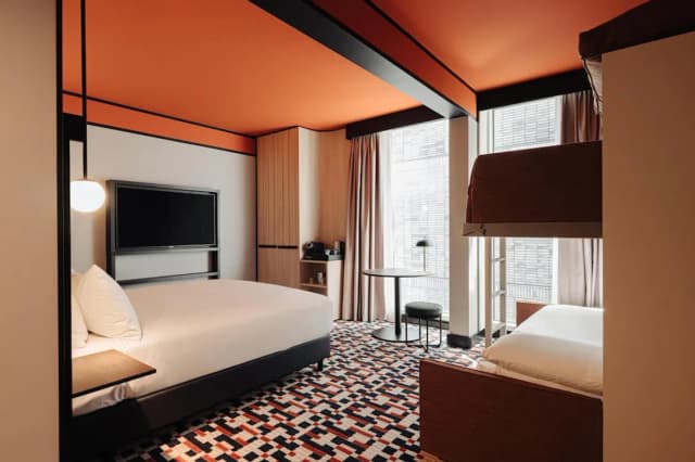 阿姆斯特丹希爾頓逸林中央車站飯店-Family Connecting Room with Bunk Bed-2