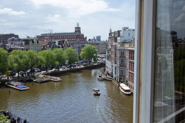 Hotel Nes Amsterdam-Triple Room, 3 Twin Beds, Canal View, Annex Building (Stairway access only)-6