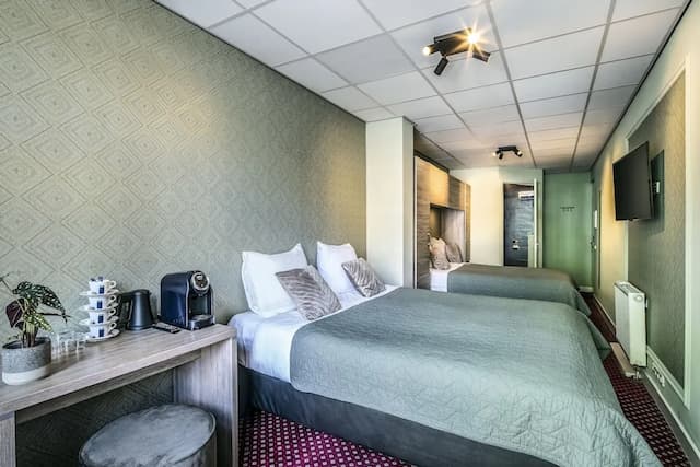 애틀랜티스 호텔 암스테르담-스탠다드 쿼드룸, 발코니-2