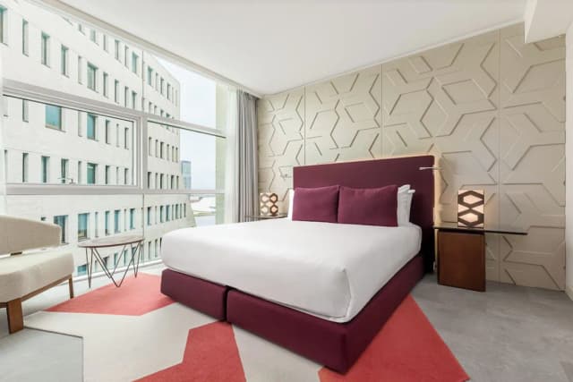 룸 메이트 아이타나, 암스테르담-슈피리어 더블룸, 퀸사이즈침대 1개-5