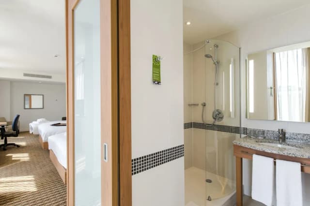 Hampton by Hilton Amsterdam / Arena Boulevard-客房, 转角-7