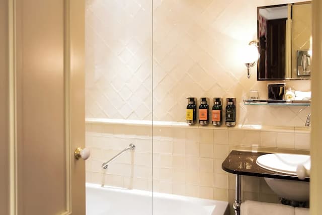 艾斯特雷酒店-經典雙人或雙床房-6