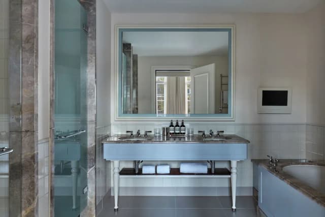 阿姆斯特丹市華爾道夫飯店-頂級客房, 1 張特大雙人床, 運河景觀 (Premier)-5