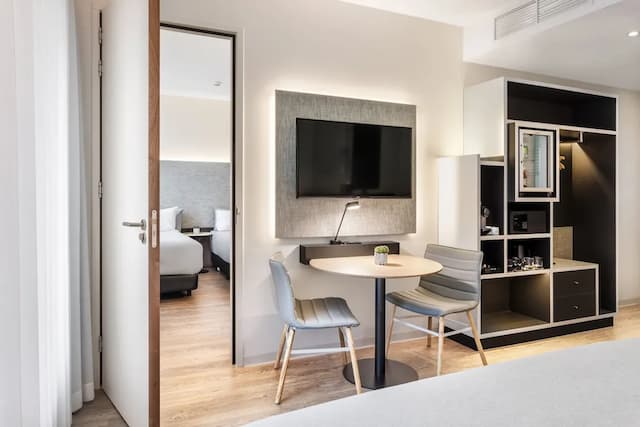 INNSiDE by Meliá Amsterdam-Room (2 Connected Rooms)-2