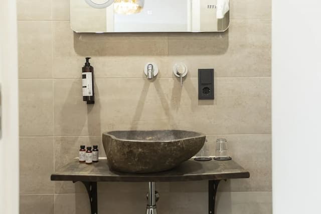 クエンティン ホテル ゴールデン ベア-ダブルルーム クイーンベッド 1 台-17