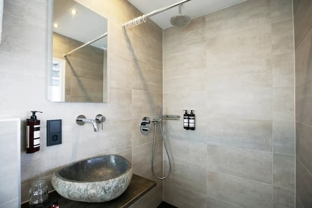 クエンティン ホテル ゴールデン ベア-ダブルルーム クイーンベッド 1 台-38