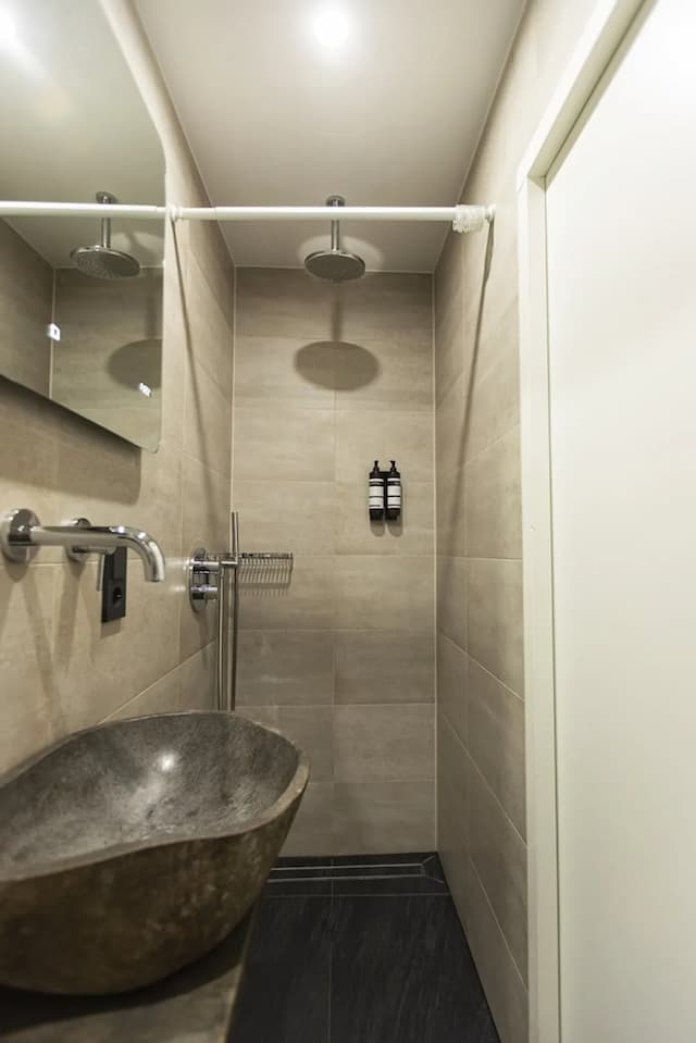 クエンティン ホテル ゴールデン ベア-ダブルルーム クイーンベッド 1 台-32