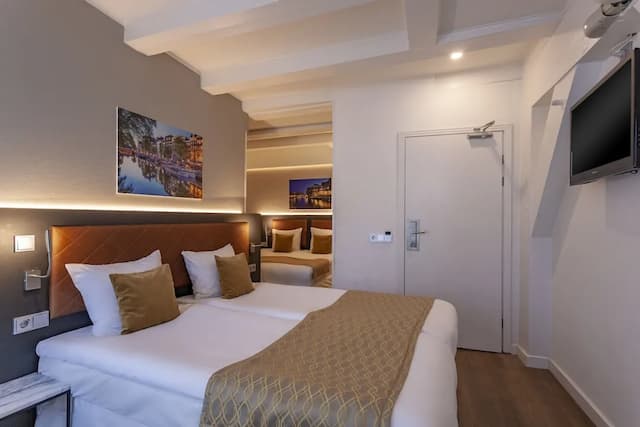 大道酒店-四人房-1