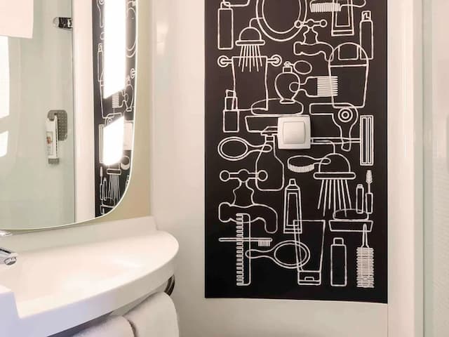 イビス アムステルダム シティ ウエスト-スタンダード ルーム シングルベッド 3 台-12