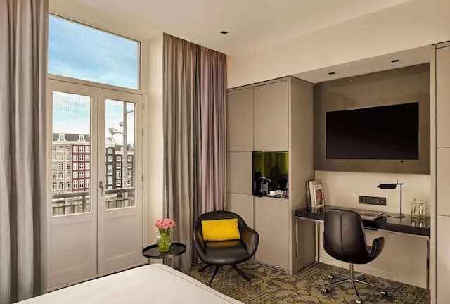 파크 플라자 빅토리아 암스테르담-슈피리어룸, 킹사이즈침대 1개 (Canal View)-1