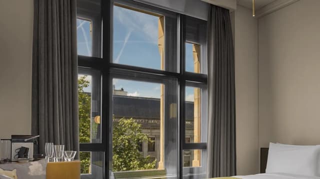 W Amsterdam-Fabulous Room, 高级房, 1 张特大床, 运河景观-4