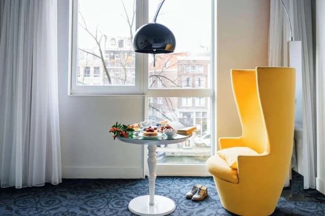 アンダーズ アムステルダム, プリンセンフラハト, バイ ハイアット-ルーム キングベッド 1 台 カナルビュー-2