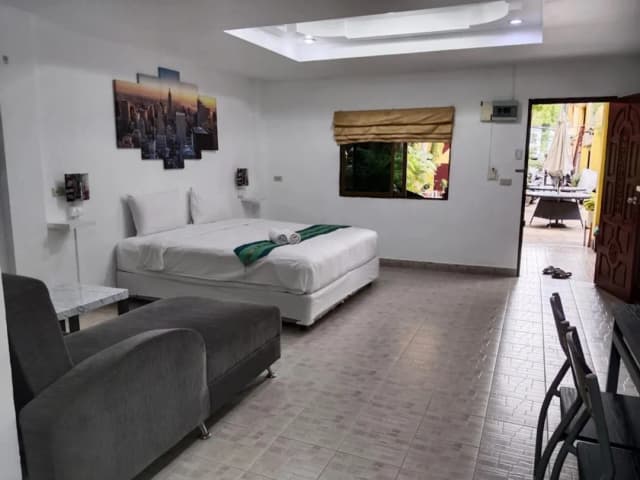 프라탐낙 인-프리미엄룸-9