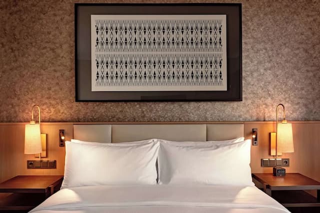 Hilton Vienna Park-Room, 1 King Bed (Extra Bed)-2