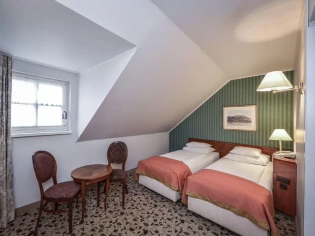 Grand Hotel Mercure Biedermeier Wien-Standard Room, 2 Twin Beds, Mezzanine-5