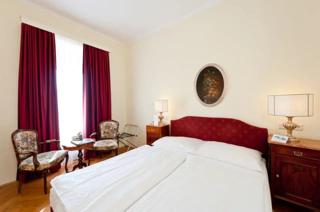 호텔 레지나-스탠다드 더블룸-2