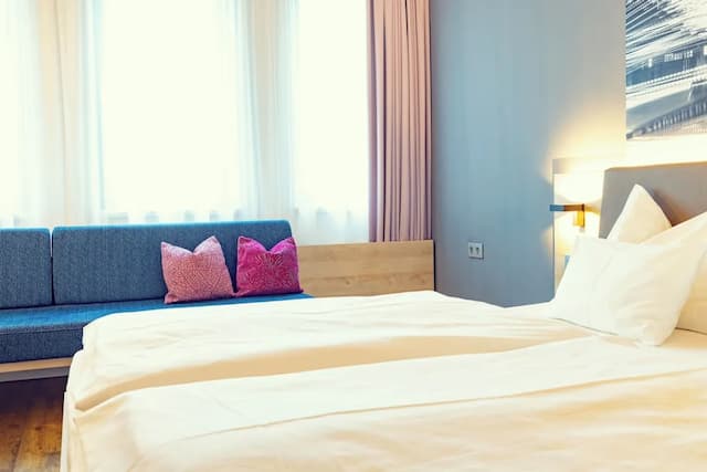 維也納普拉特爾客房飯店-雙床房 (roomz Style with Bench)-1