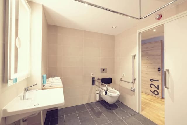 維也納普拉特爾客房飯店-雙床房 (roomz Style Handicapped)-4