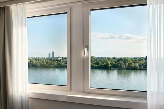 ヒルトン ウィーン ウォーターフロント-エグゼクティブ ルーム キングベッド 1 台 (Waterfront)-9