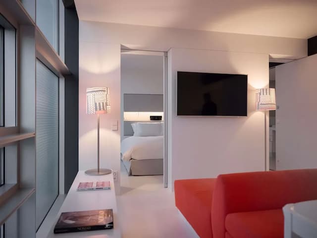 SO/ Vienna-SO/ Studio, Ferris Wheel View (Suite)-12