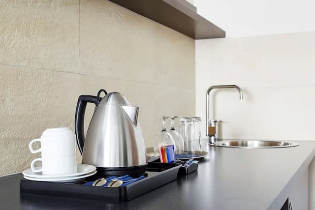 NH Wien City-Apartment (Extra Bed 4 adults)-5