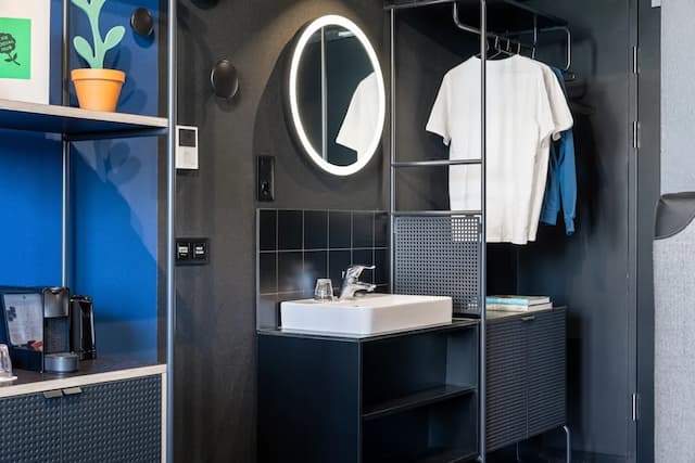 維也納社交中心飯店-豪華雙人房-2