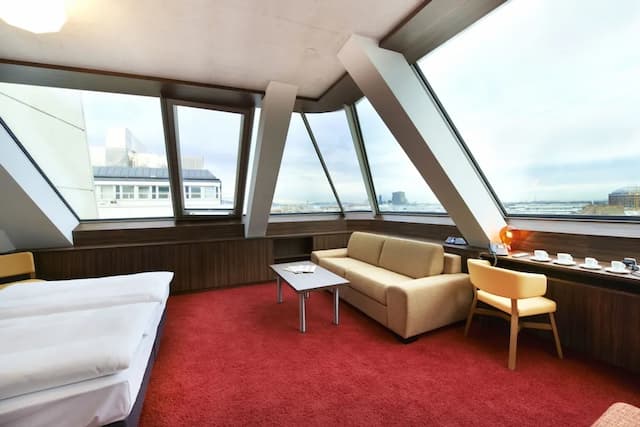 심즈 호텔 - 메트로 U3 옆의 시티호텔-컴포트 더블룸 (Plus)-2