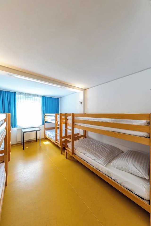 A&T 酒店及旅舍-Single Bed in 8-Bed Mixed Dormitory Room-3