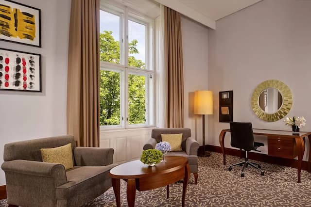 維也納麗思卡爾頓飯店-尊榮客房, 1 張特大雙人床-2