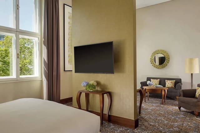 維也納麗思卡爾頓飯店-普通套房, 1 張特大雙人床-4