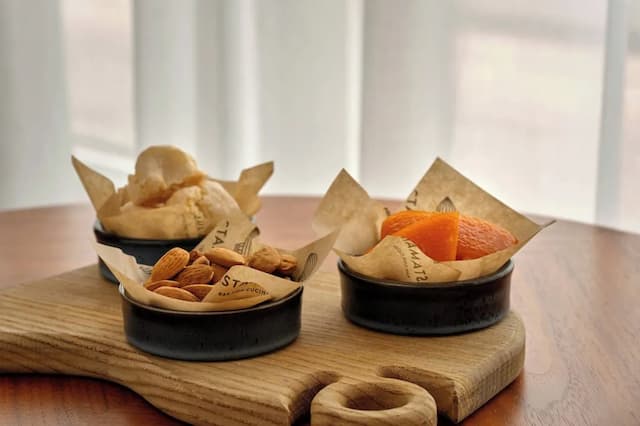 維也納麗思卡爾頓飯店-尊榮客房, 1 張特大雙人床, 陽台, 城市景觀-3