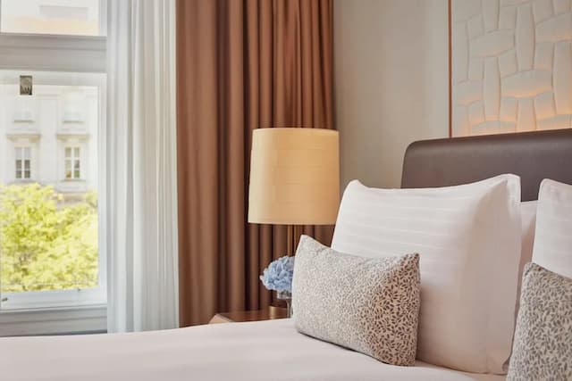 維也納麗思卡爾頓飯店-豪華客房, 1 張特大雙人床-4