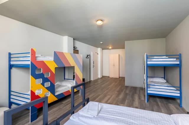 a&o 維也納中央車站飯店-客房 (6 Guests)-4