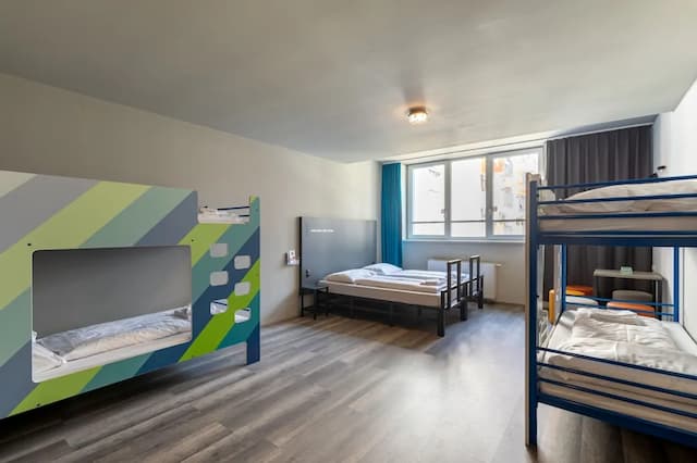 a&o 維也納中央車站飯店-客房 (6 Guests)-2