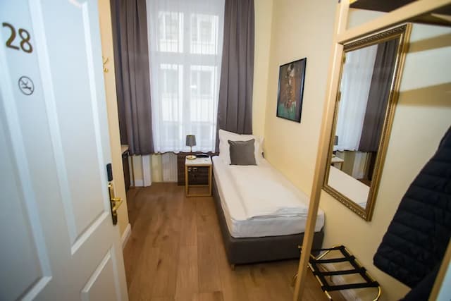 시티 펜션 슈테판스플라츠, 셀프 체크인-싱글룸 (small)-1