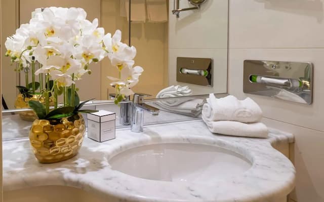 플라자 프리미엄 비엔-프리미엄 더블룸-6