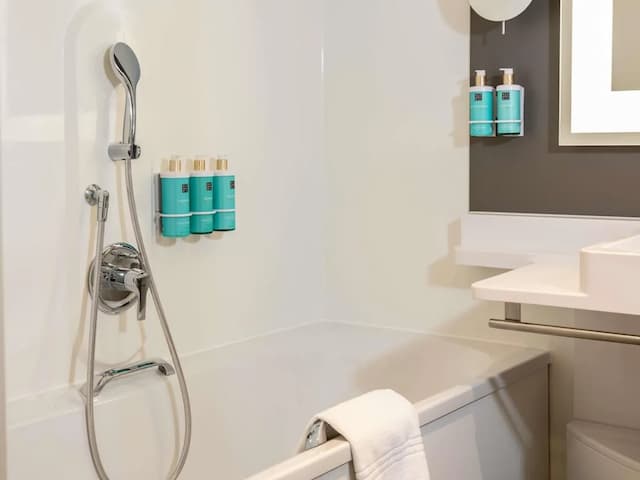 維也納市區諾富特套房飯店-商務套房, 1 張特大雙人床 (Junior)-6