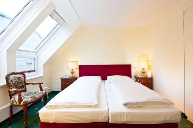 グラーベン ホテル-スタンダード ダブルルーム-2