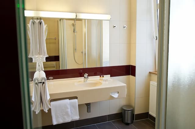 Austria Classic Hotel Wien-Premium Double Room, Courtyard View-8