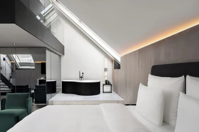 The Amauris Vienna - Relais & Châteaux-Panoramic Suite-2