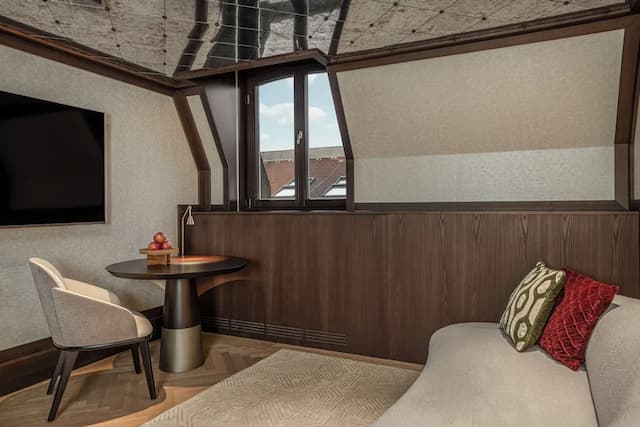 アルマナック パレ ウィーン-Almanac Suite-5