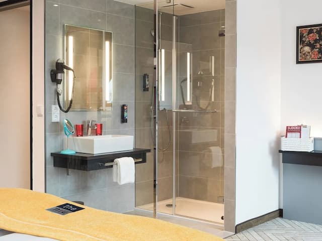 維也納弗朗茲 Holiday Inn - the niu 飯店-尊榮客房, 1 張加大雙人床-11