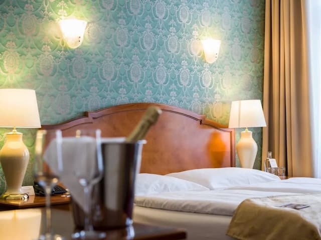 Hotel St George - Czech Leading Hotels-Superior Double Room-3