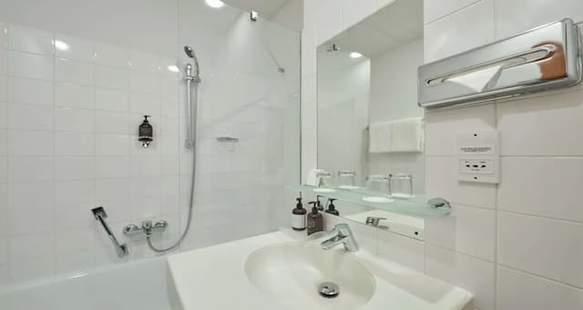 ベストウェスタン ホテル  モラン-スーペリア ルーム ダブルベッド 1 台 浴槽 (Converts to 2 Twin Beds)-5