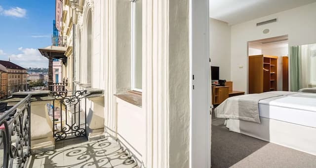 ベストウェスタン ホテル  モラン-スーペリア ルーム シングルベッド 2 台 バルコニー-4