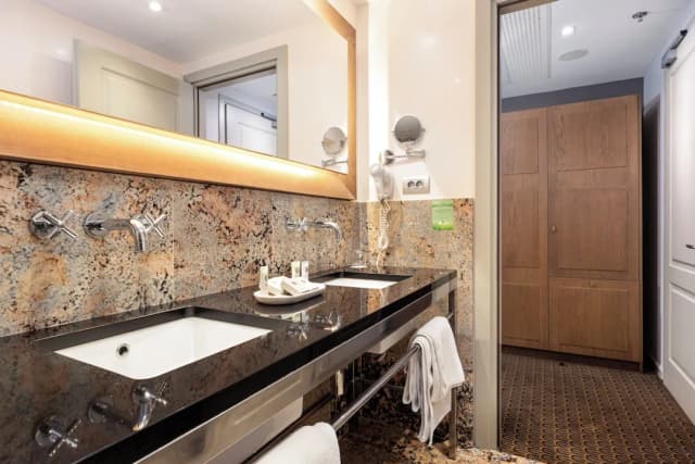 호텔 로얄 프라하-컴포트 스위트, 침실 2개, 욕실 2개-12