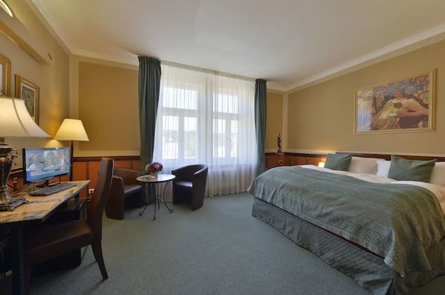 ホテル ホスタル プラハ オールド タウン-デラックス ダブルまたはツインルーム (with Extra Bed)-2