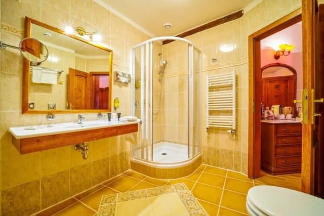 Josephine Old Town Square Hotel - Czech Leading Hotels-Triple Room-5